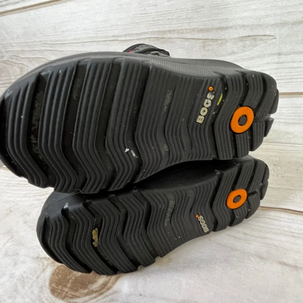 Bogs Kids Classic Dino Waterproof Insulated Rain Snow Boots Black 11C